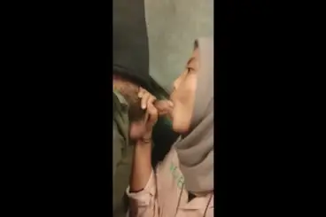 Bokep Jilbab BJ Sebelum Tidur, Diminta Nurut Langsung Tanpa Banyak Tanya