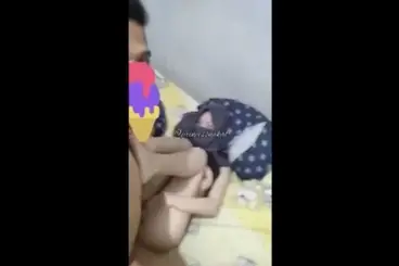 Cewek Keliatan Dipaksa Ngentot Brutal Memeknya Basah Juga