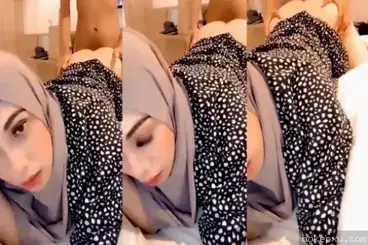 Ukhti Jilbab Hot Dientot Doggy Sampe Memek Becek